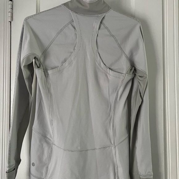 Define Nulu Jacket - Picture 1 of 2